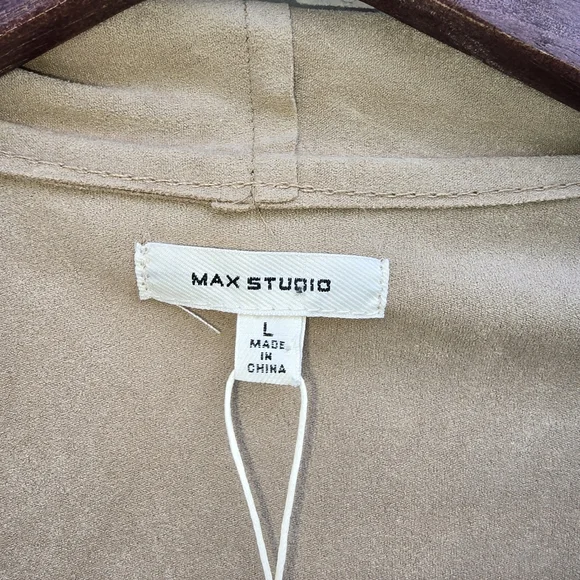 Women's Fall Tan Jacket - Picture 4 of 7